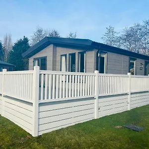 Bridgeview With Hot Tub York